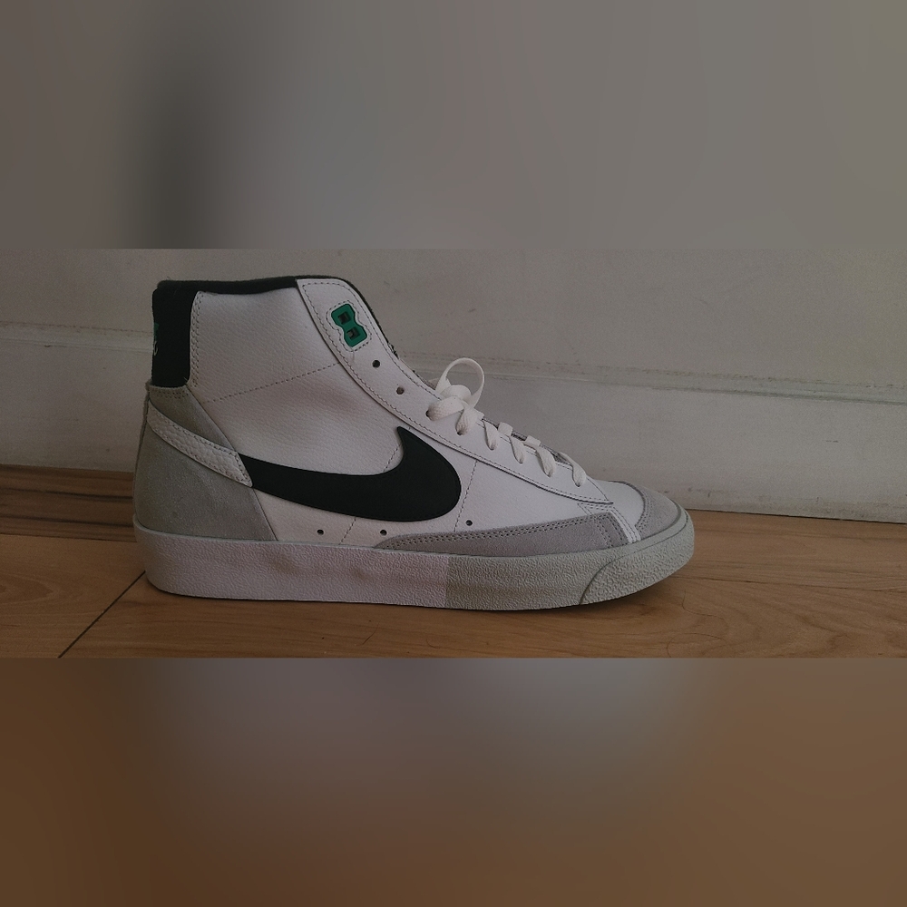 Nike Blazer Size 11